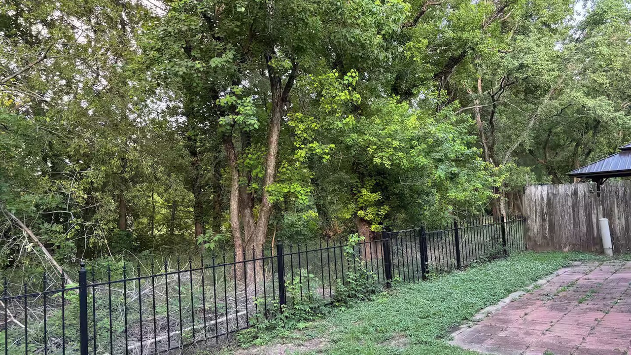 Photo of Outdoor in Sharpstown