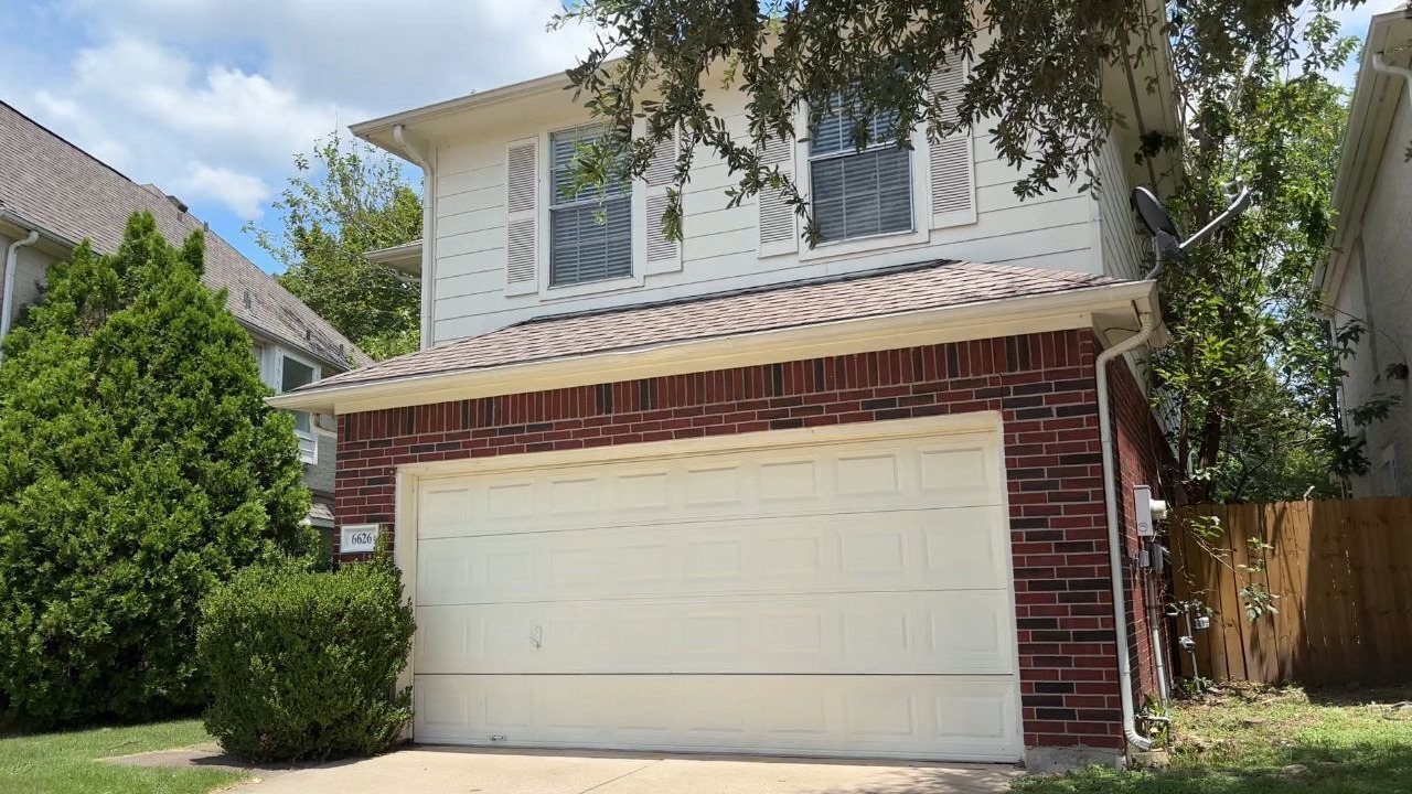 Photo of Outdoor in Sharpstown