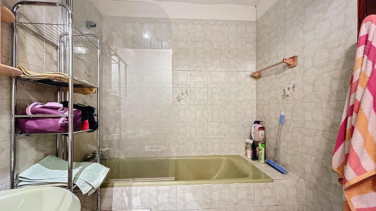 Photo of Bathroom in Bages