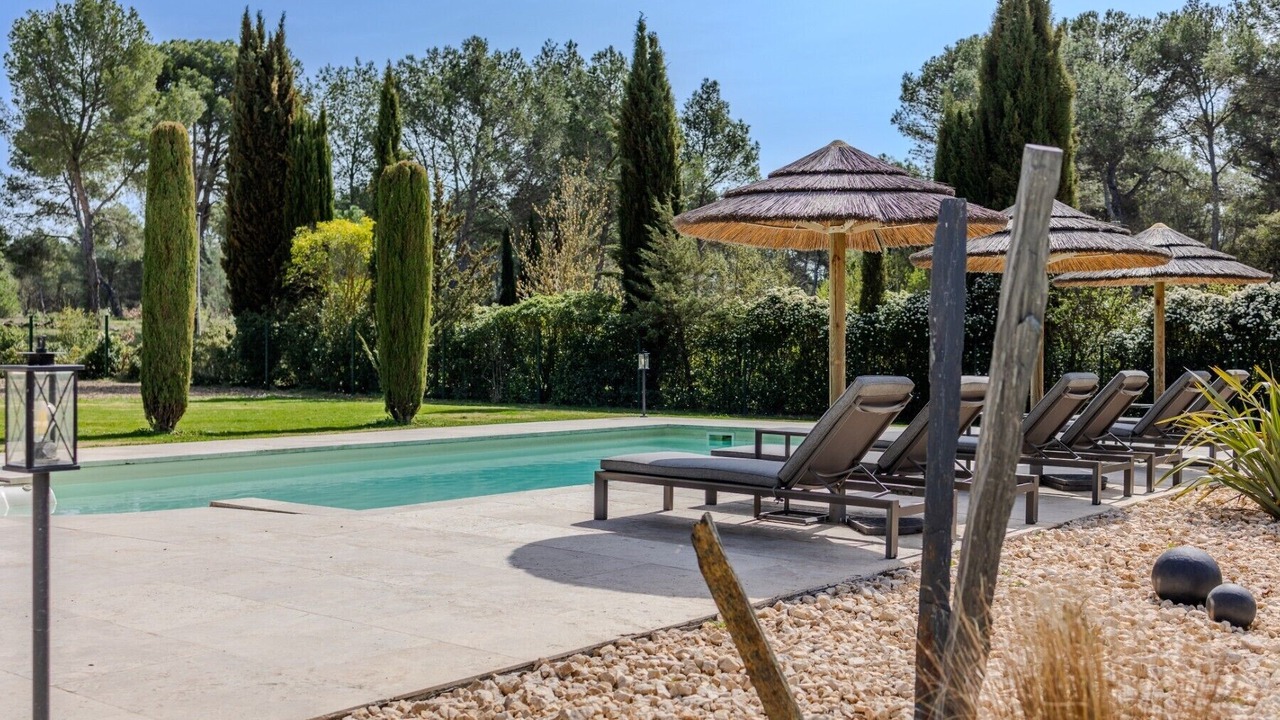 Photo of Outdoor in Lambesc
