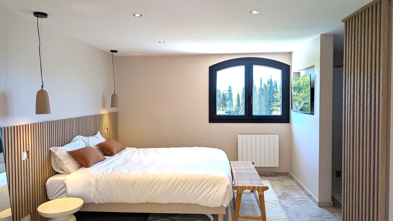 Photo of Bedroom in Lambesc