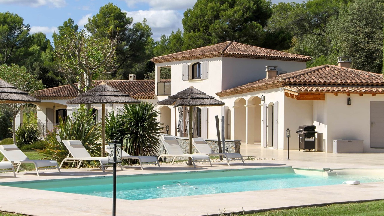 Photo of Outdoor in Lambesc