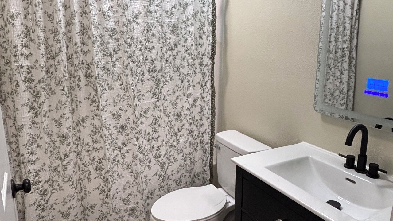 Photo of Bathroom in Yukon