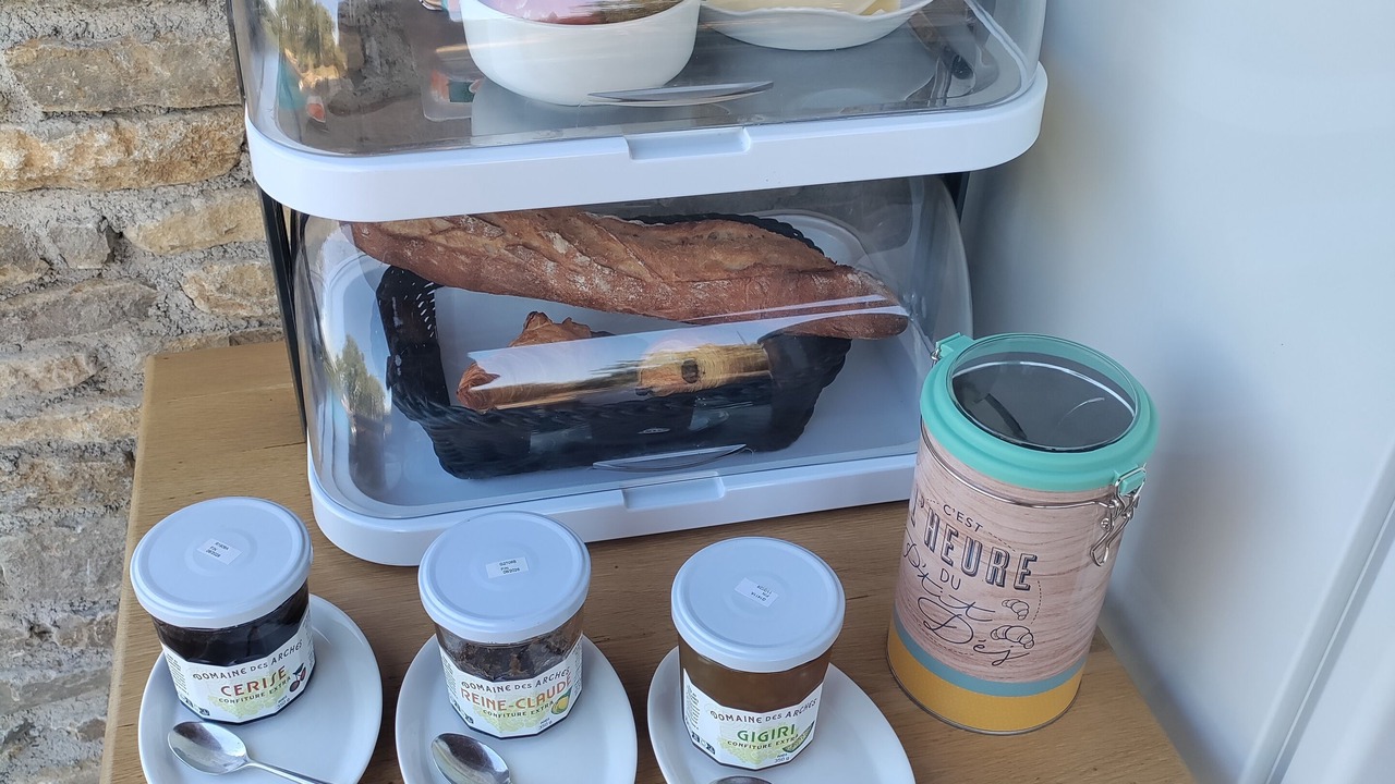 Photo of Others in Faucon