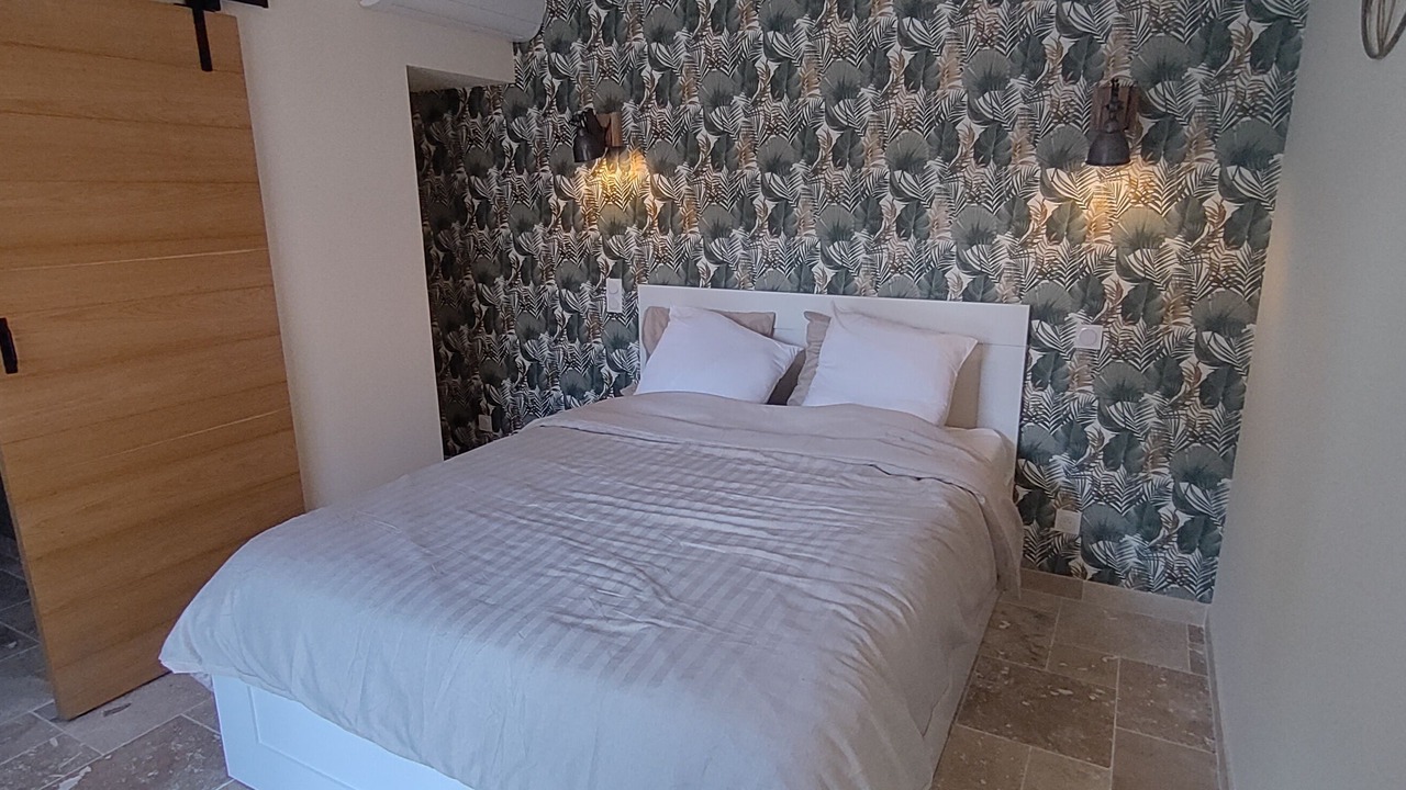 Photo of Bedroom in Faucon