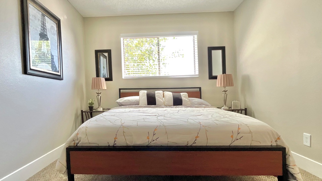 Photo of Bedroom in Albuquerque