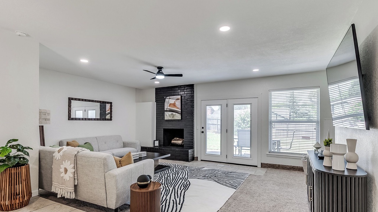 Photo of Livingroom in Edmond