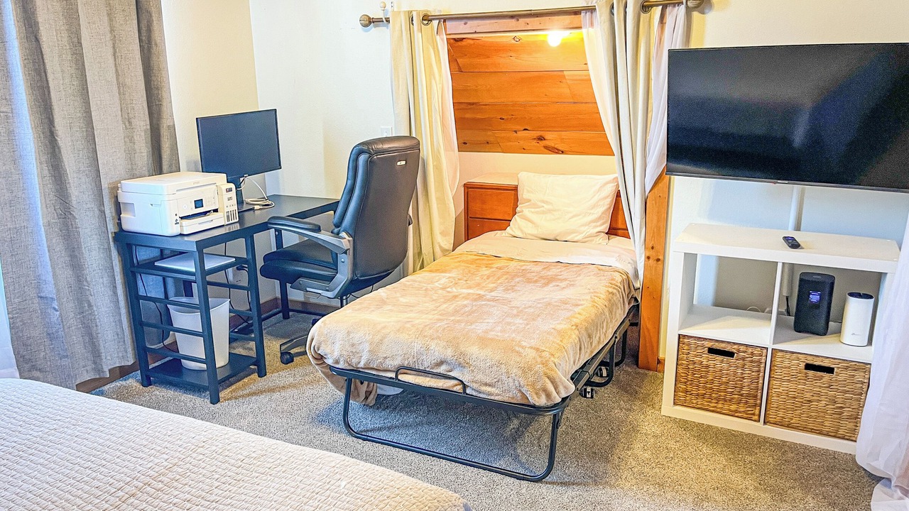 Photo of Bedroom in Highlandville