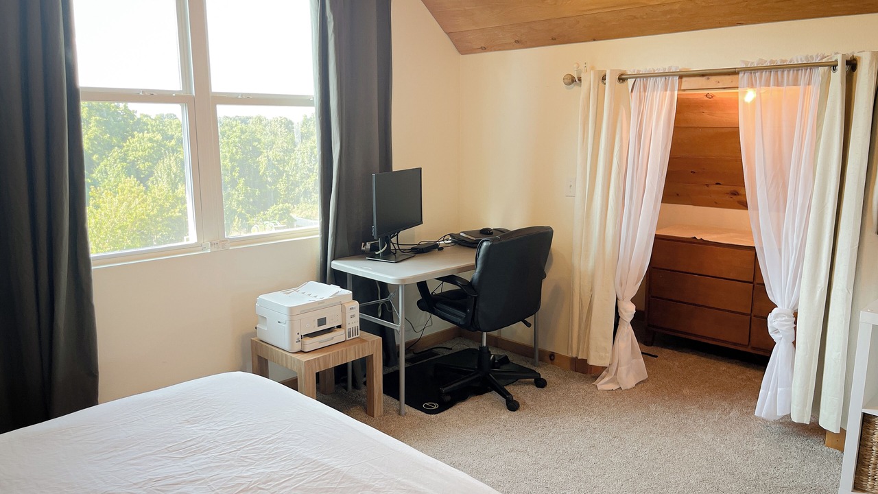 Photo of Bedroom in Highlandville