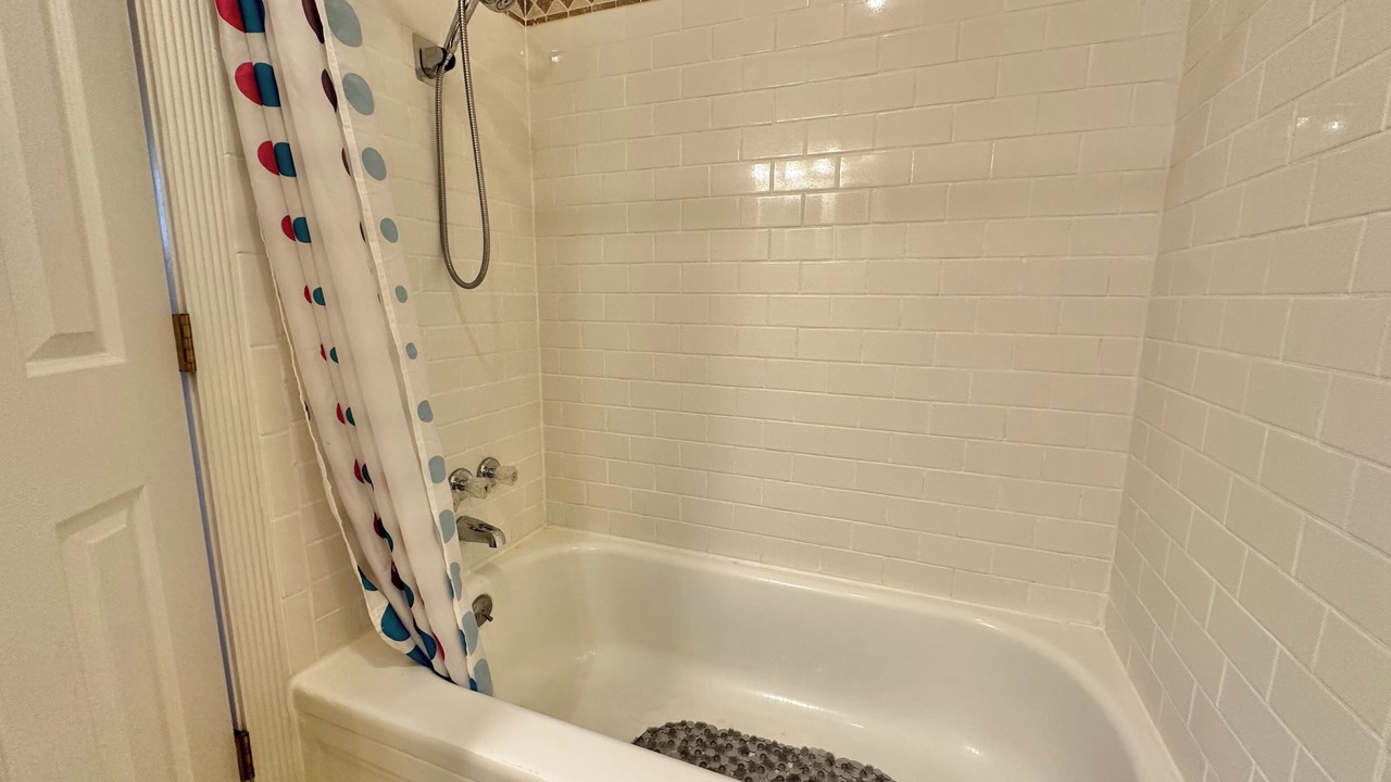 Photo of Bathroom in Thomas