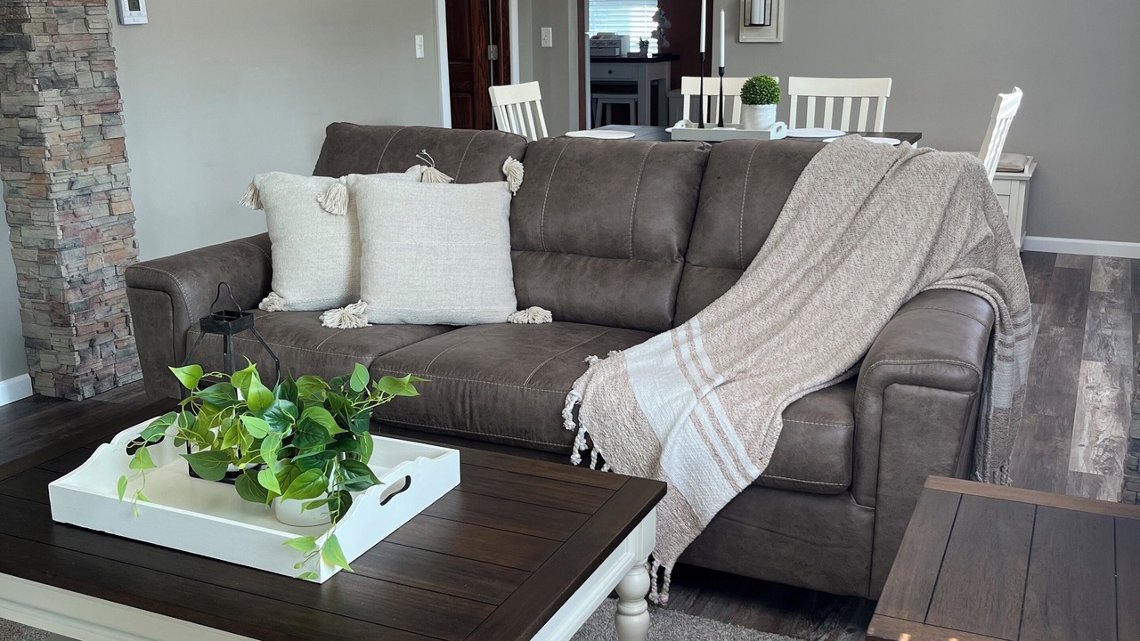 Photo of Livingroom in Cedar Rapids