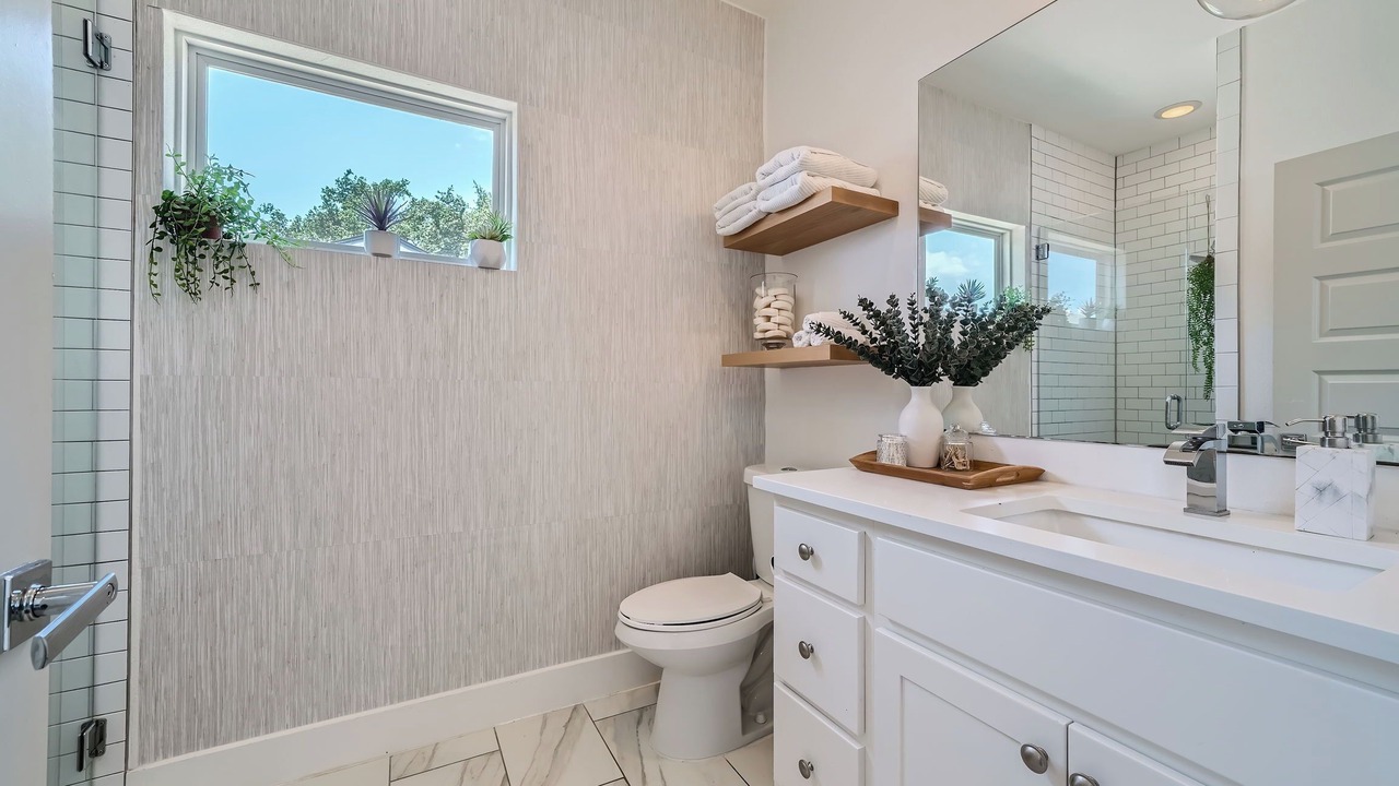 Photo of Bathroom in Highland