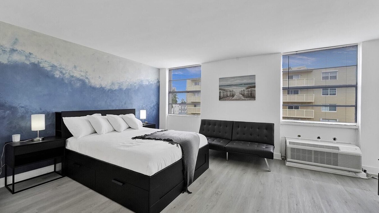 Photo of Bedroom in Flamingo/Lummus