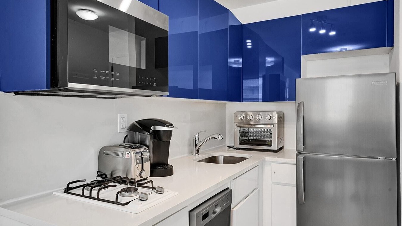 Photo of Kitchen in Flamingo/Lummus