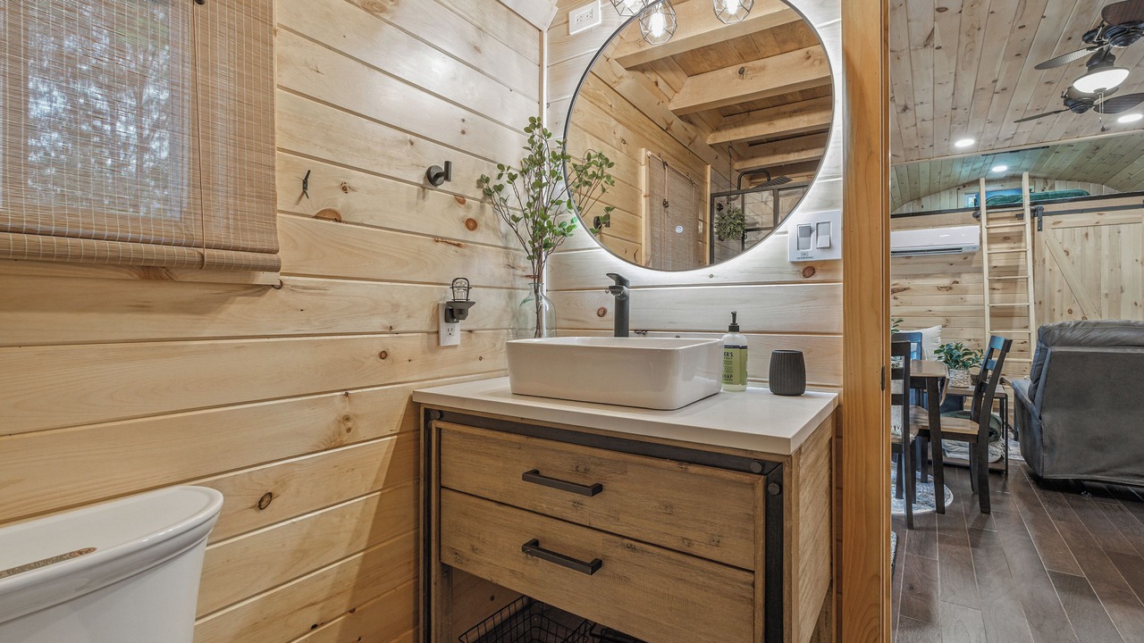 Photo of Bathroom in Pittsville