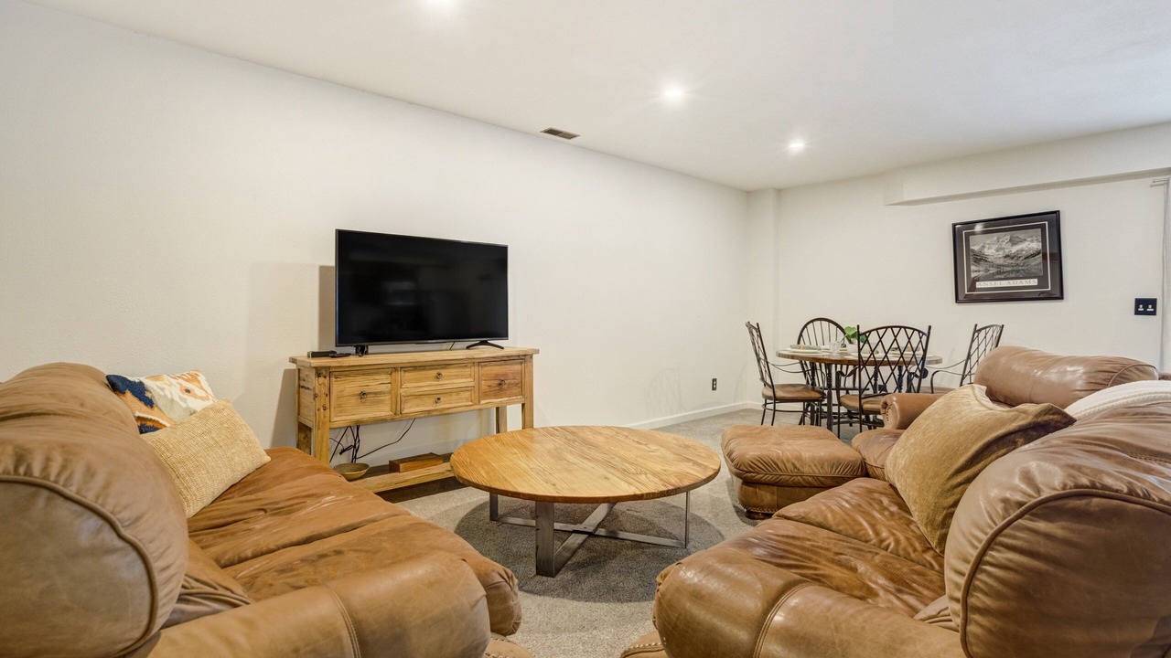 Photo of Bedroom in Northwest Colorado Springs