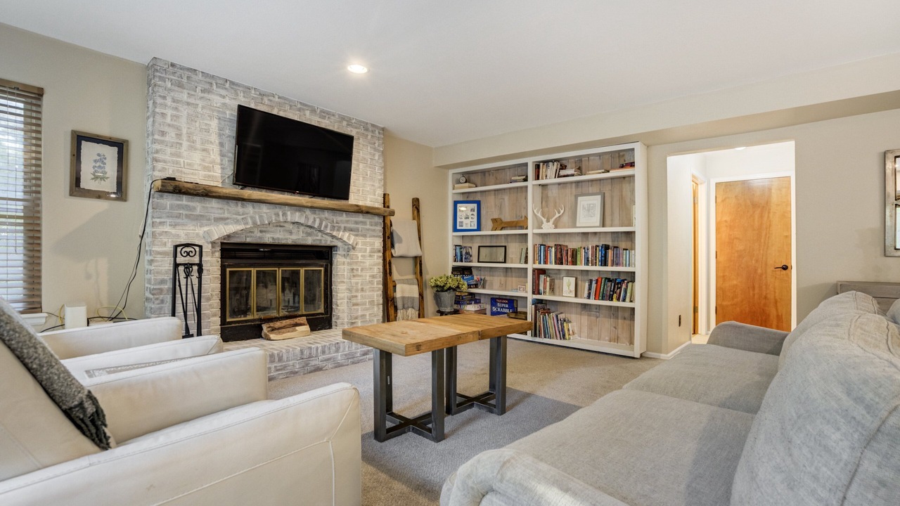 Photo of Livingroom in Northwest Colorado Springs