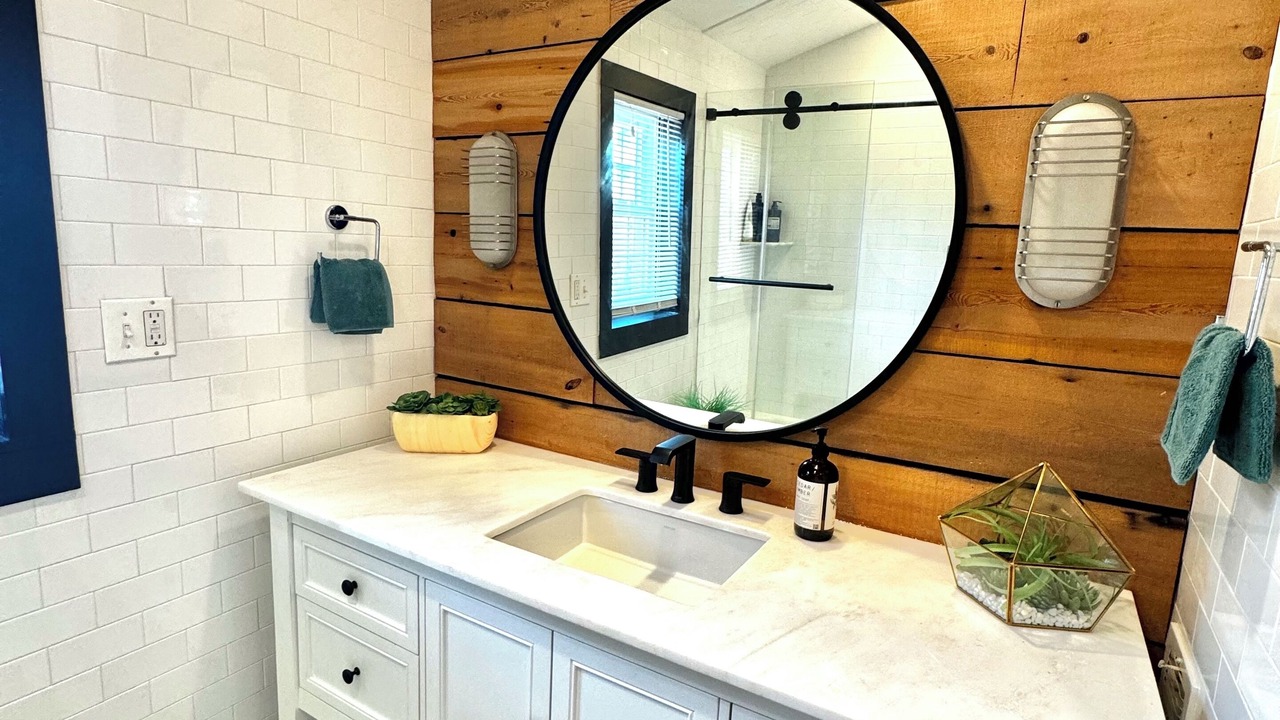 Photo of Bathroom in Maplewood