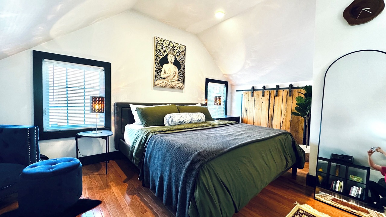 Photo of Bedroom in Maplewood