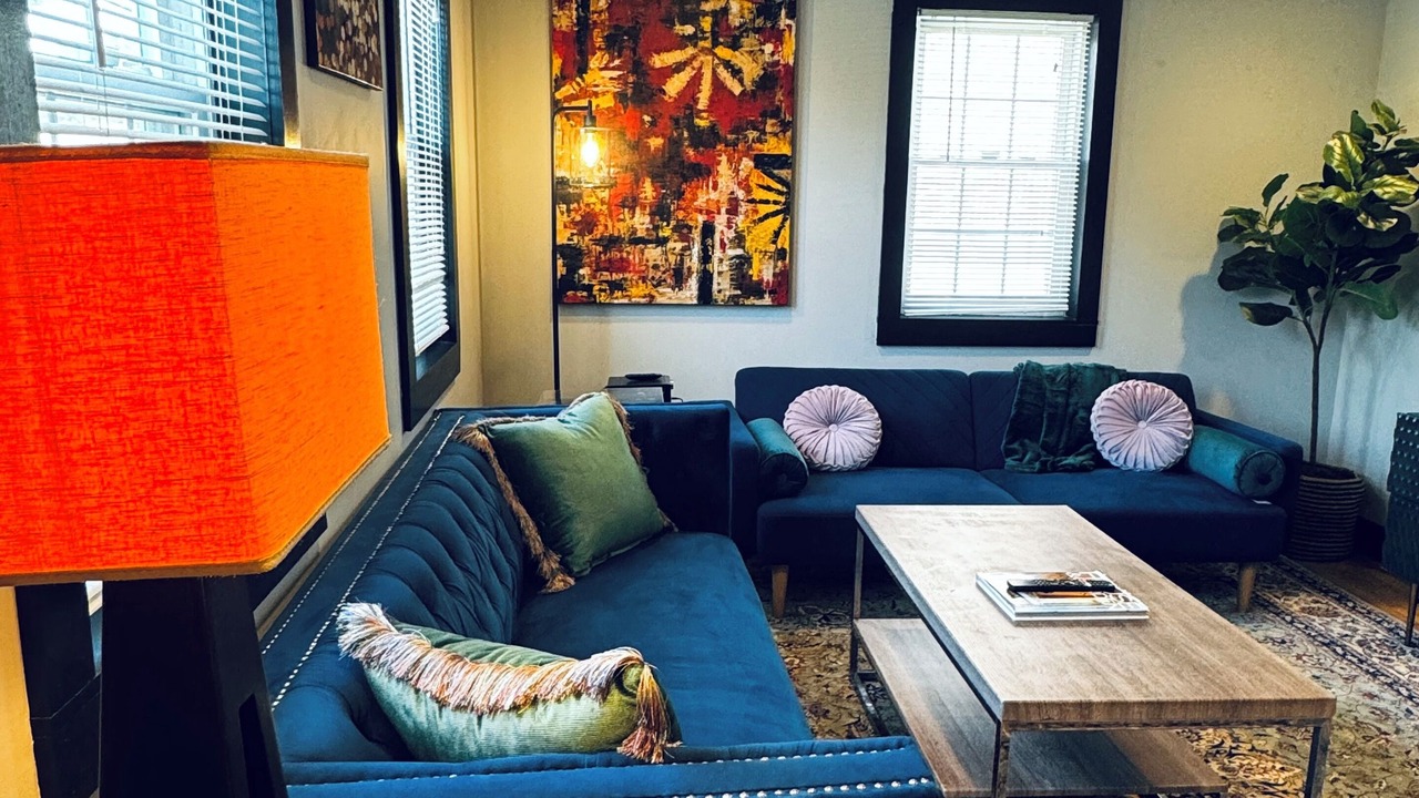 Photo of Livingroom in Maplewood