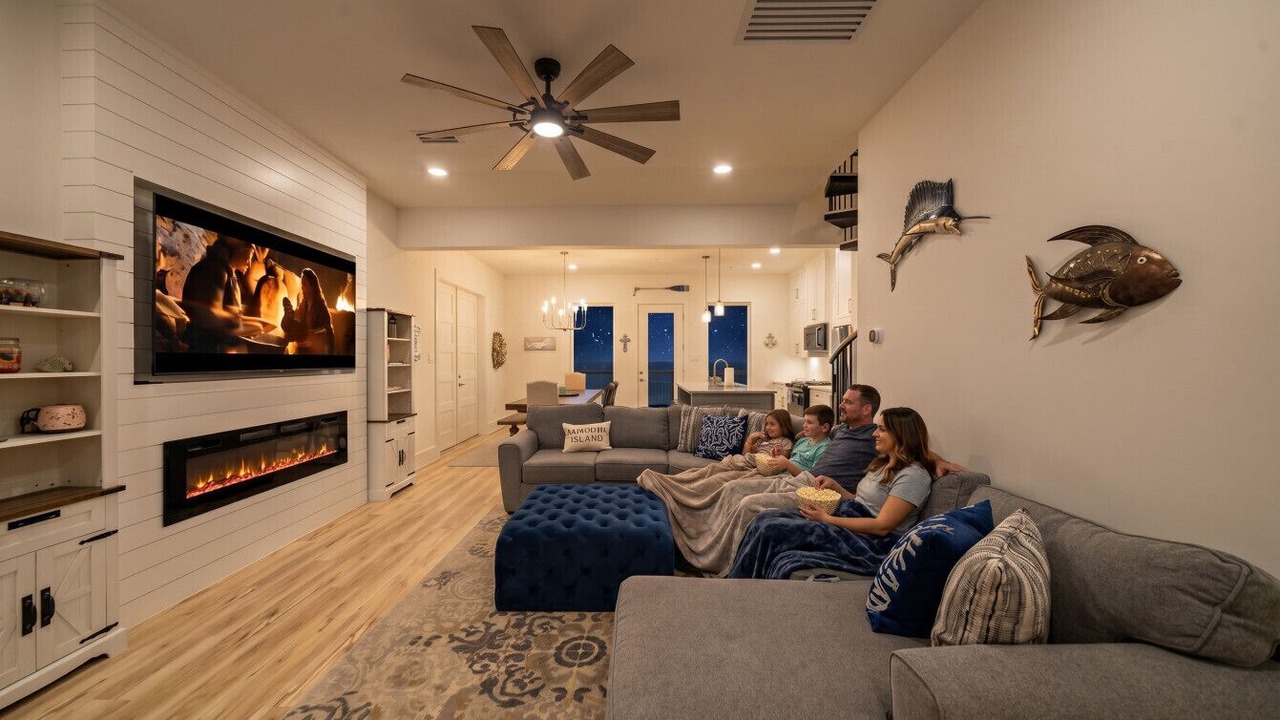 Photo of Bedroom in Clear Lake Shores
