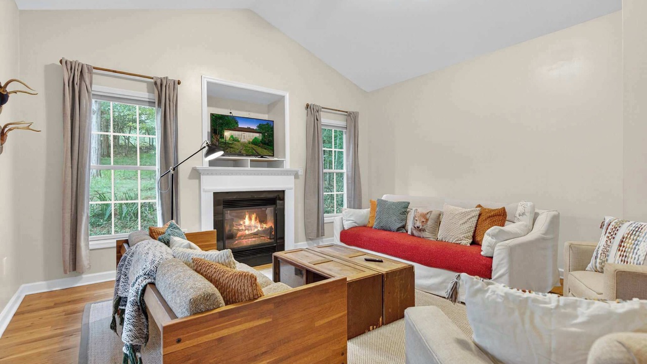 Photo of Livingroom in Luray