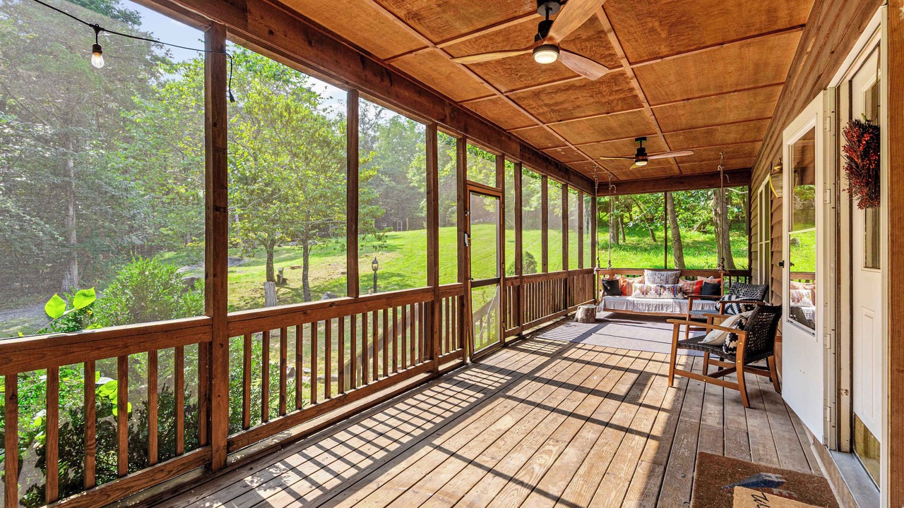 Photo of Patio Balcony in Luray