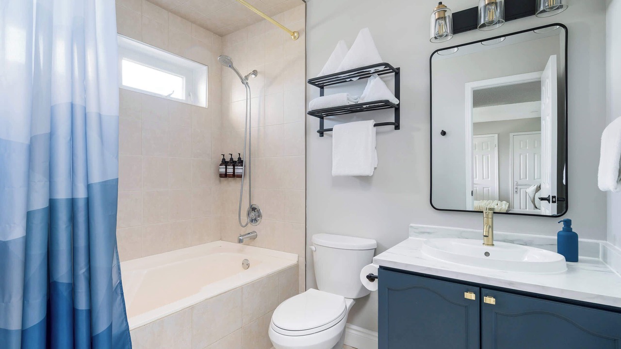 Photo of Bathroom in The Blue Mountains