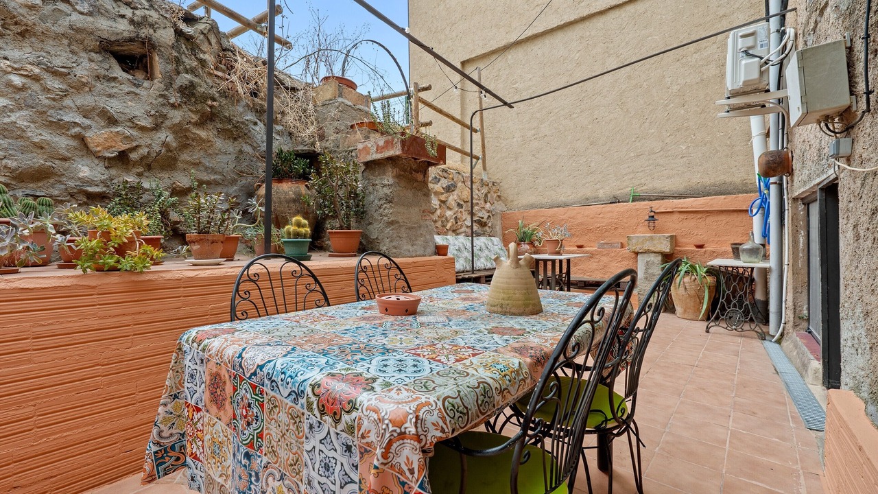 Photo of Outdoor in El Lloar