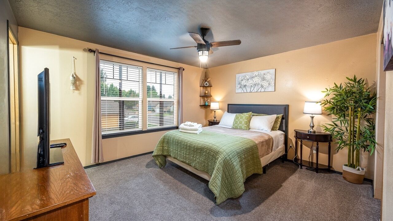 Photo of Bedroom in Albany