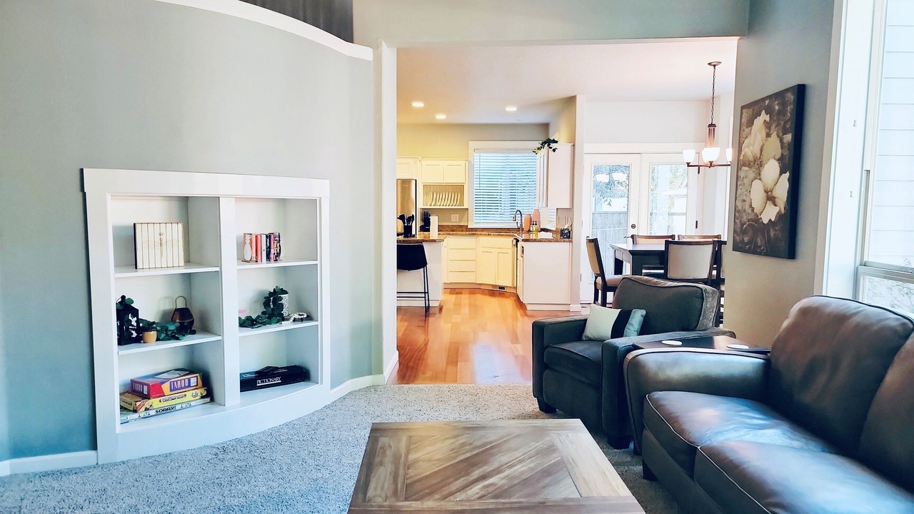 Photo of Livingroom in Albany