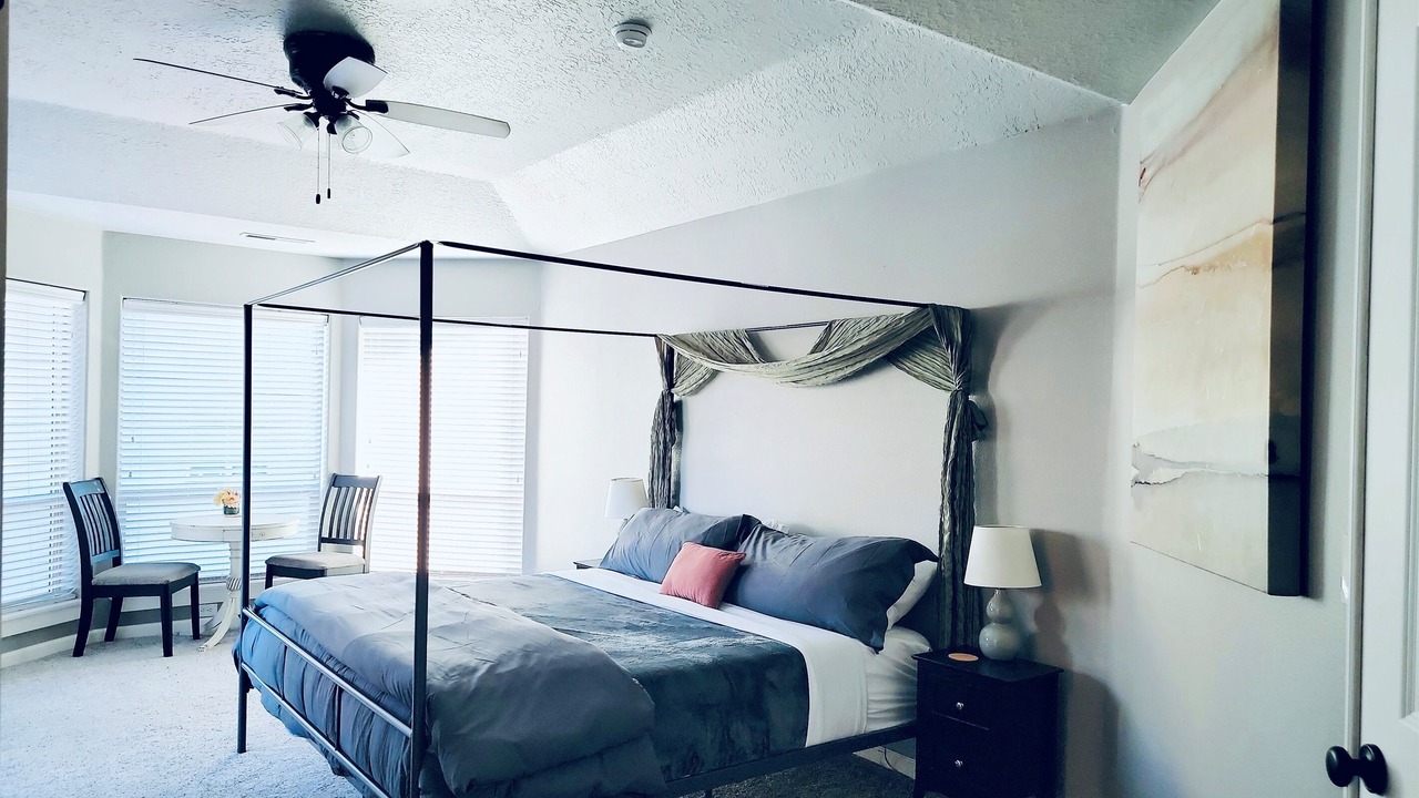 Photo of Bedroom in Albany