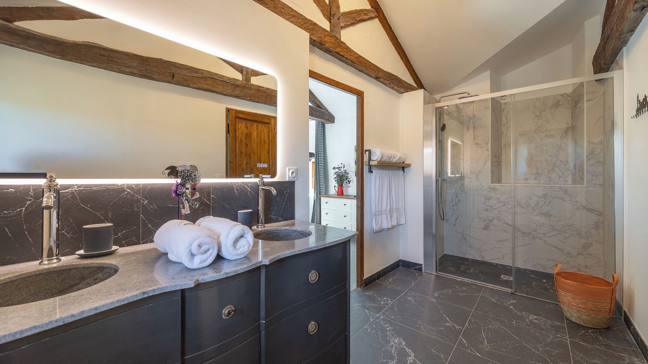 Photo of Bathroom in Combefa