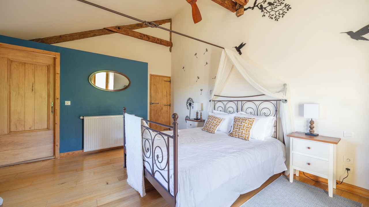 Photo of Bedroom in Combefa