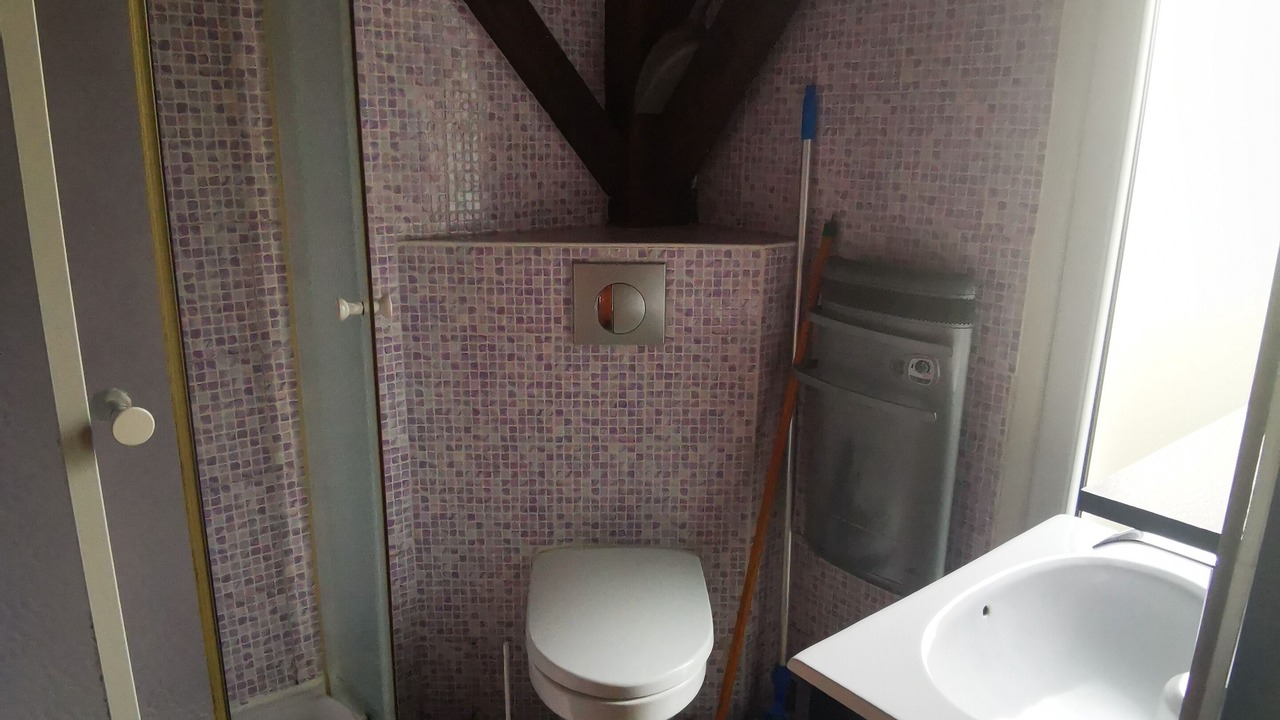 Photo of Bathroom in Aveze