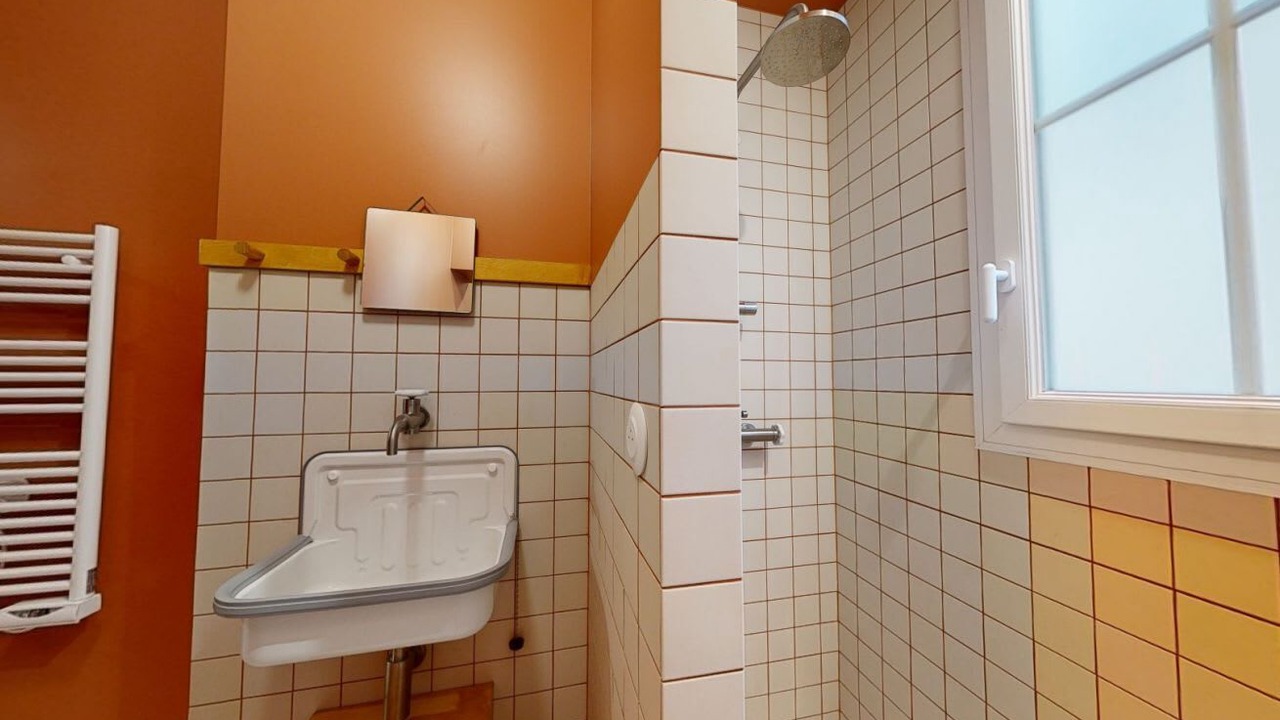 Photo of Bathroom in Pigalle