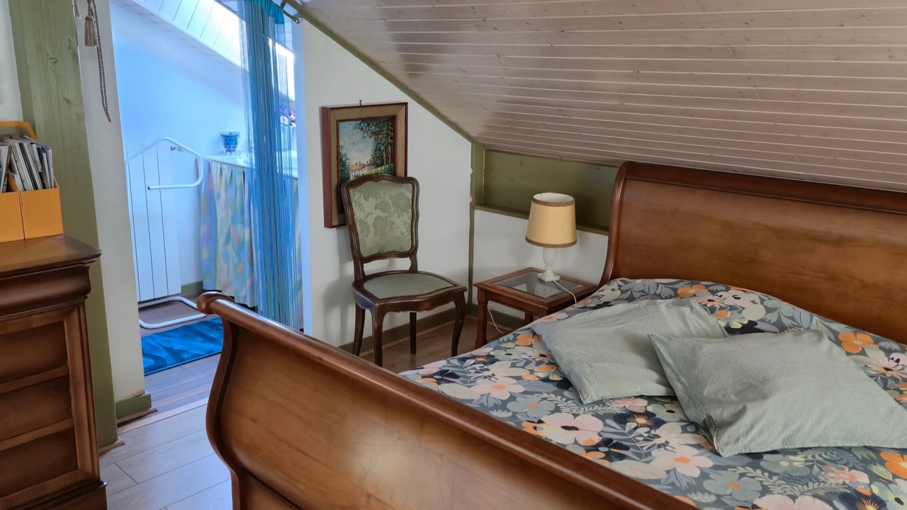 Photo of Bedroom in Charmes