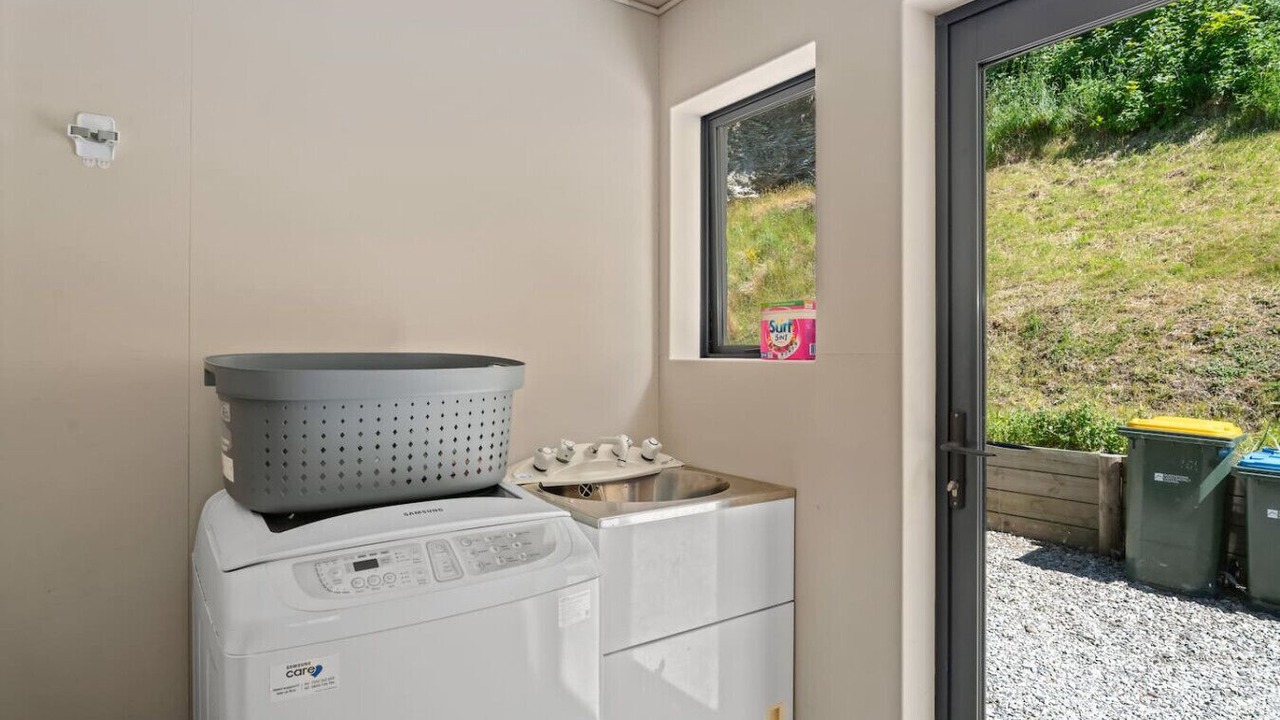 Photo of Others in Frankton