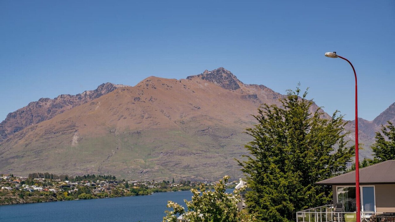 Photo of Others in Frankton