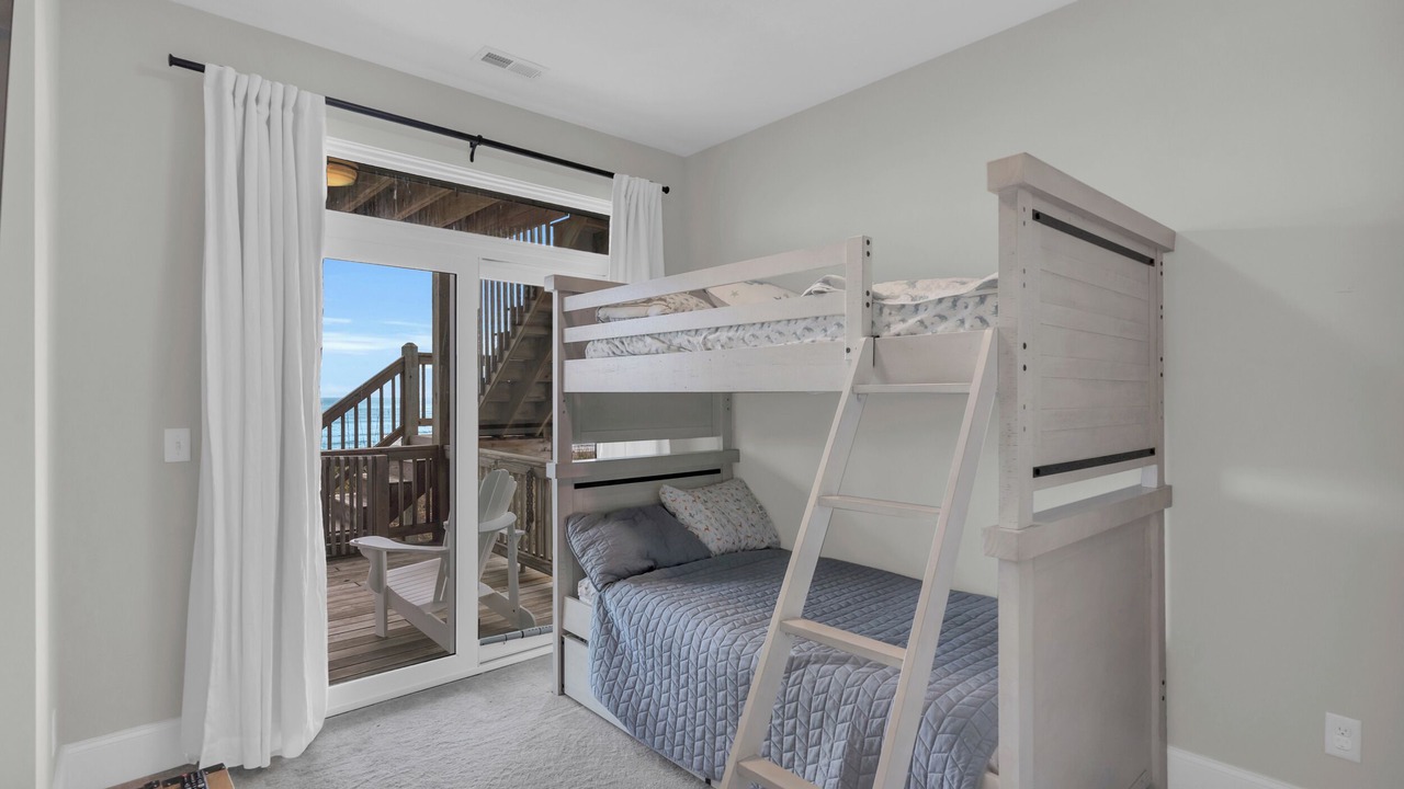 Photo of Bedroom in Ocean City Beach
