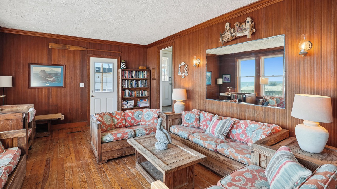Photo of Bedroom in Sea Retreat