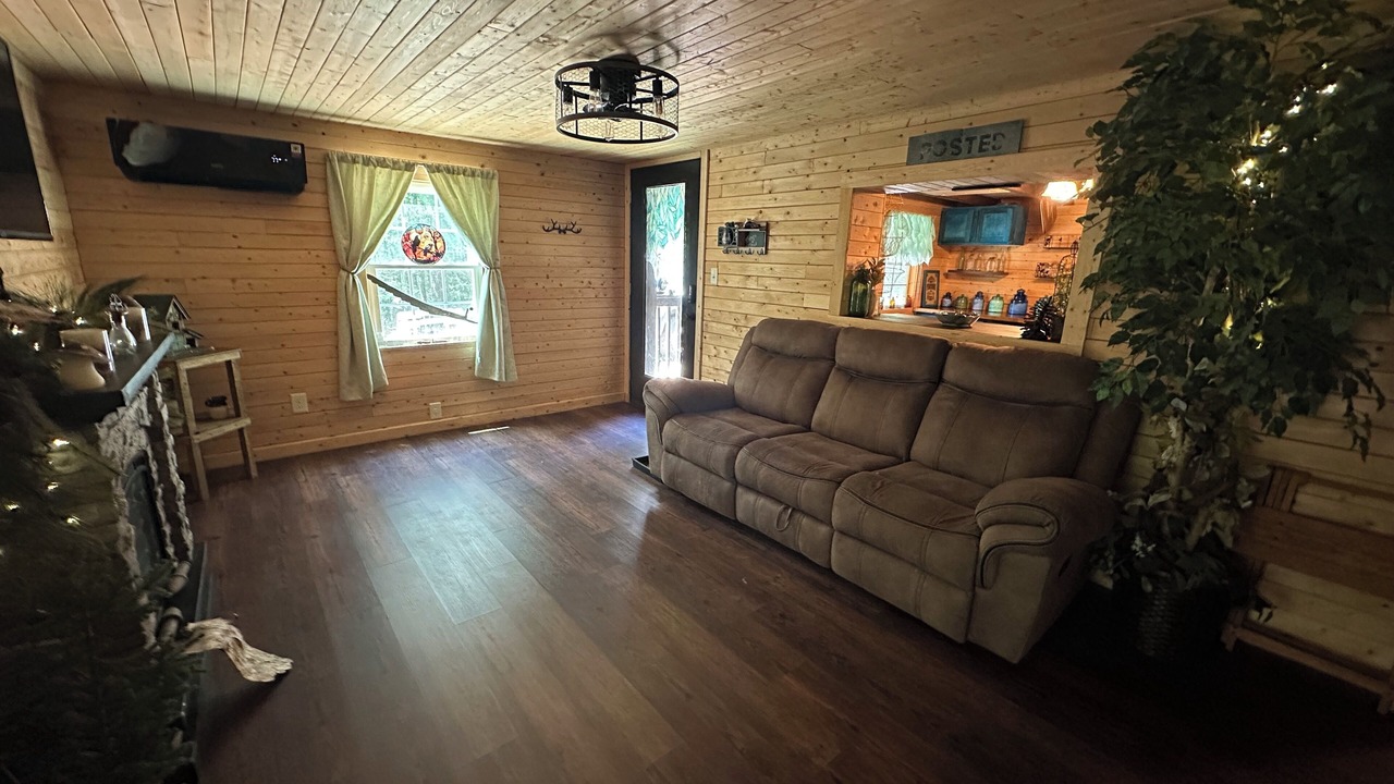 Photo of Livingroom in Green Pond