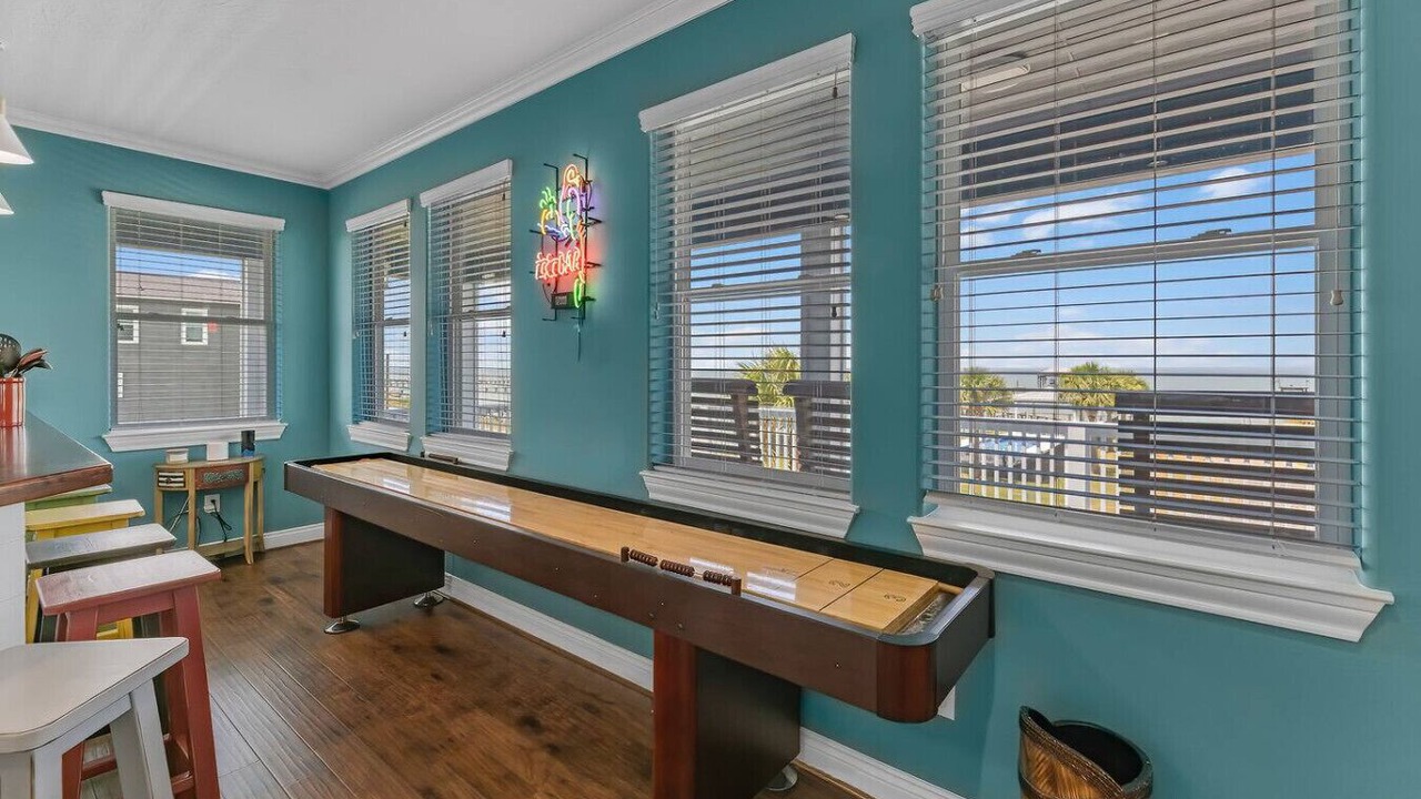 Photo of Bedroom in Anahuac