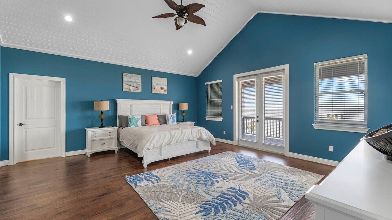 Photo of Bedroom in Anahuac