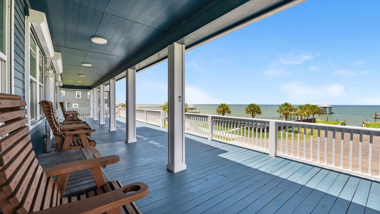 Photo of Patio Balcony in Anahuac