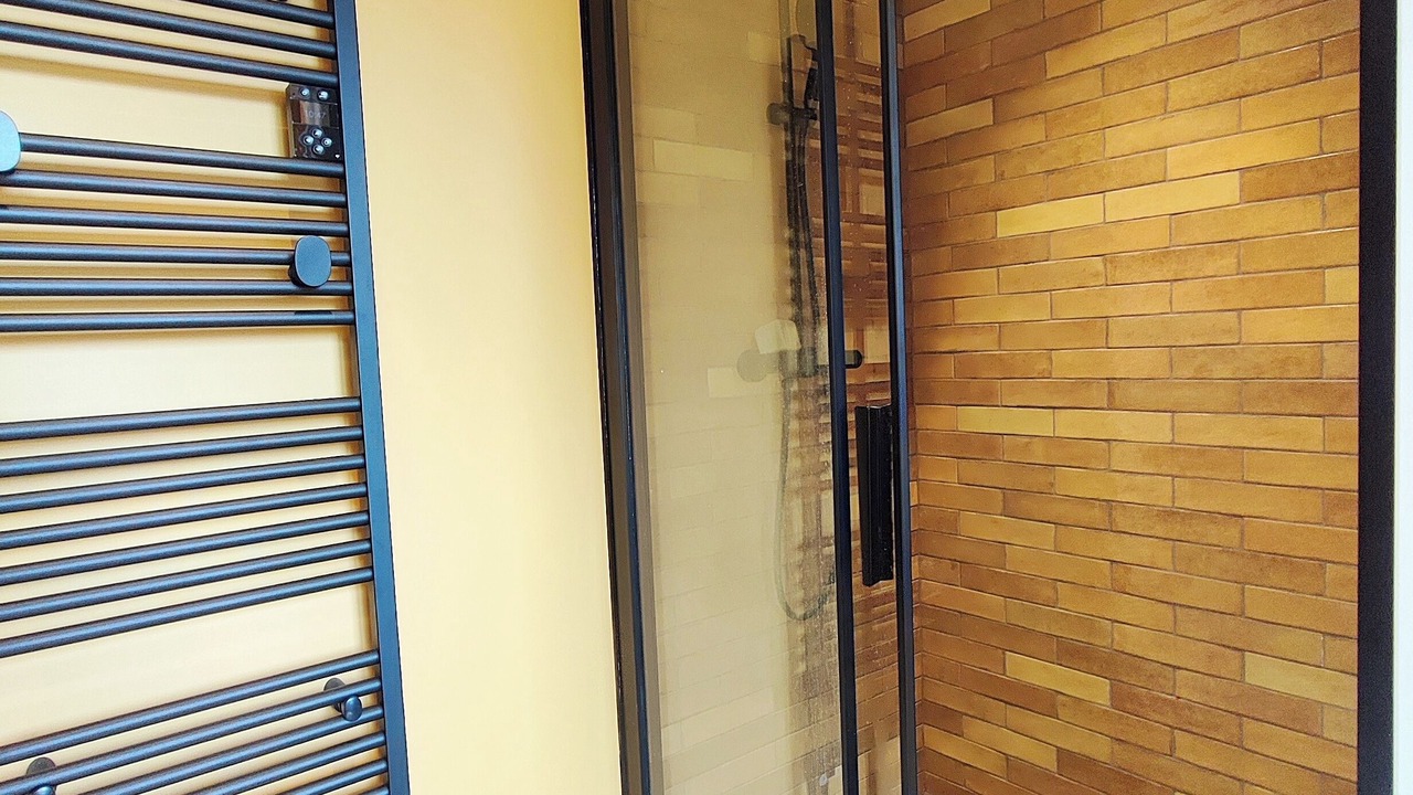 Photo of Bathroom in Colleville-Montgomery