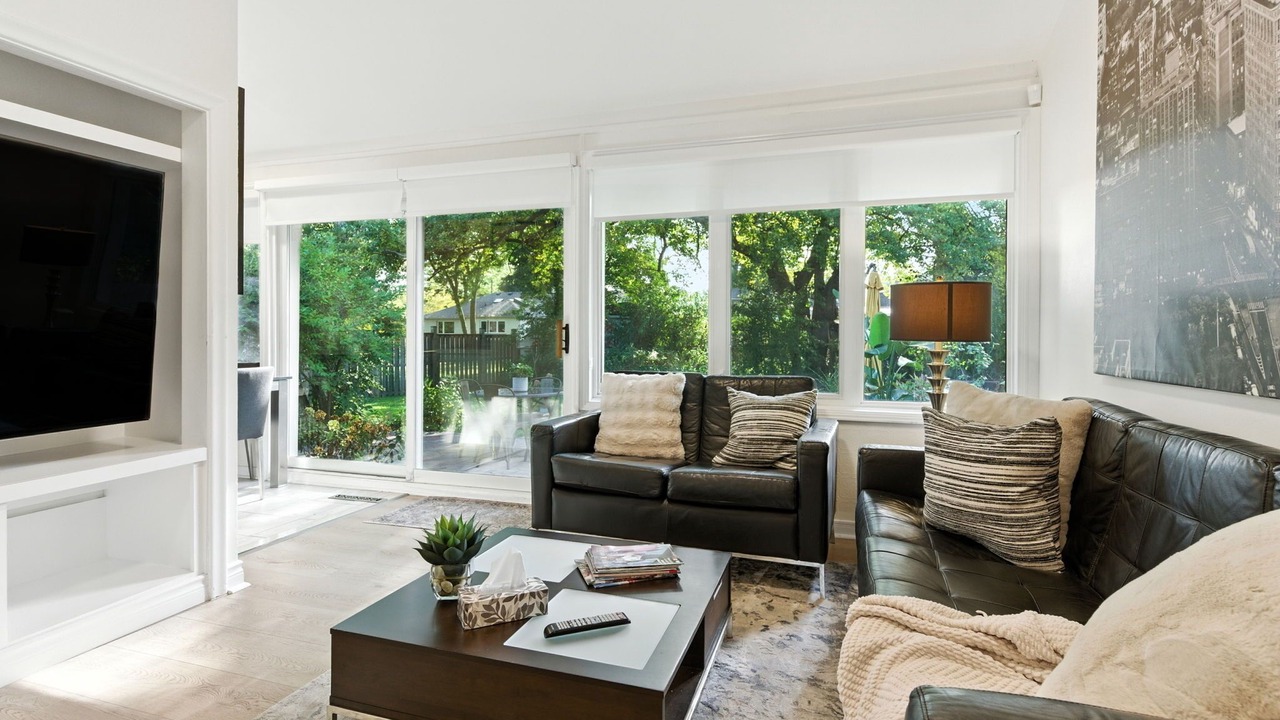 Photo of Livingroom in Mineola