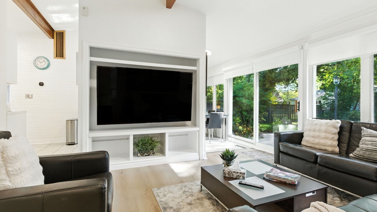 Photo of Livingroom in Mineola