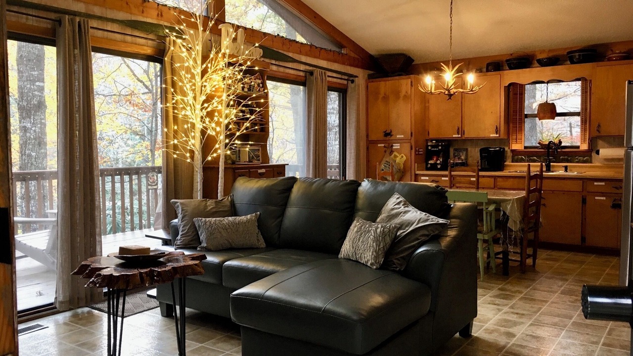 Photo of Livingroom in Almond