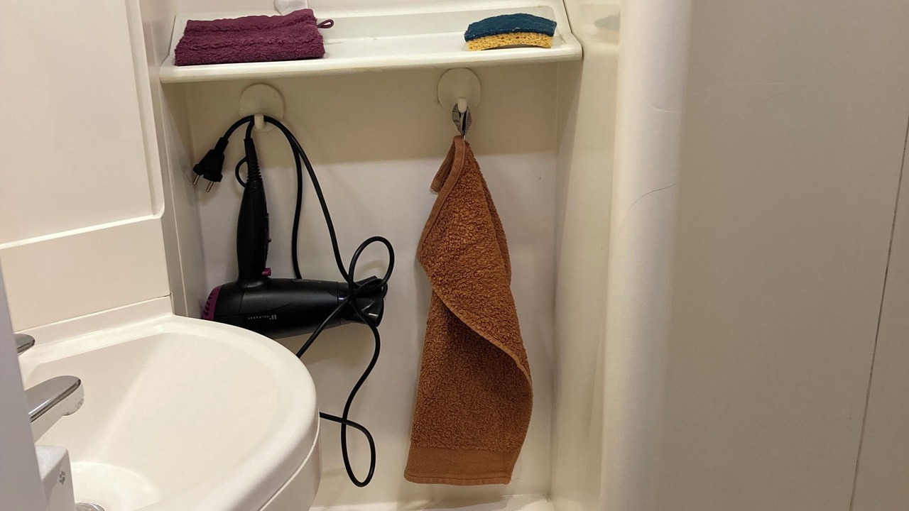 Photo of Bathroom in Cleville